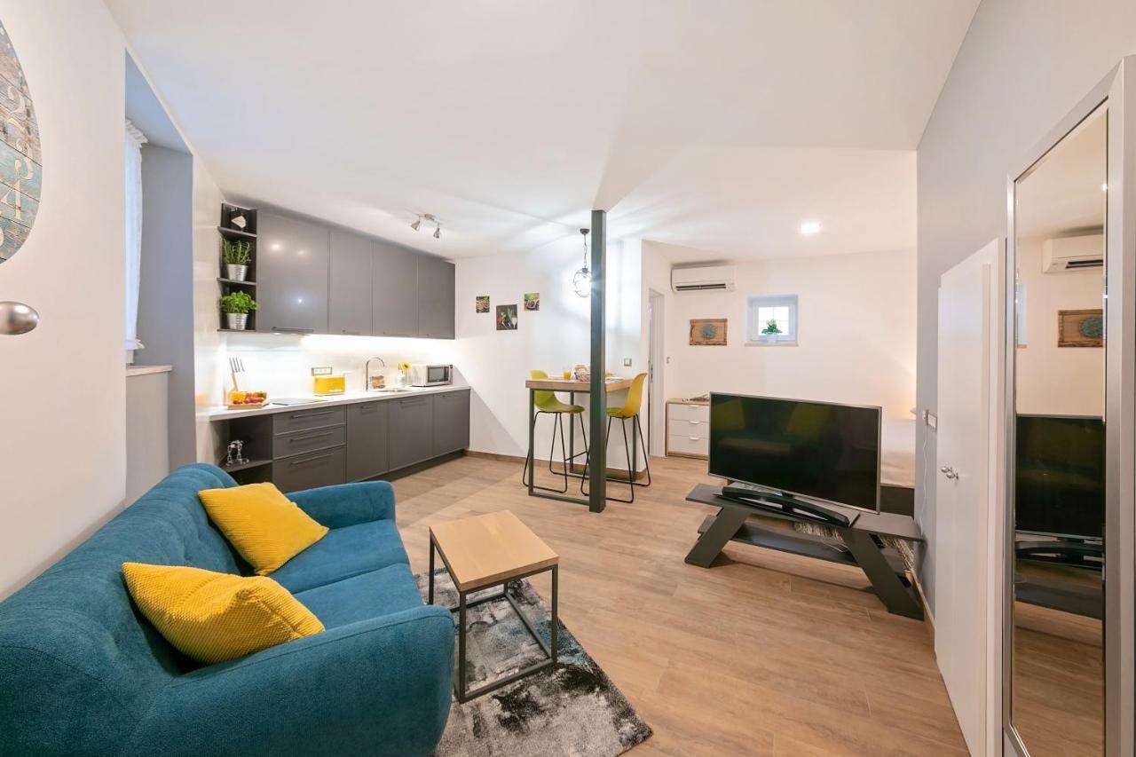 Mariva Downtown Studio Apartman Rovinj Kültér fotó