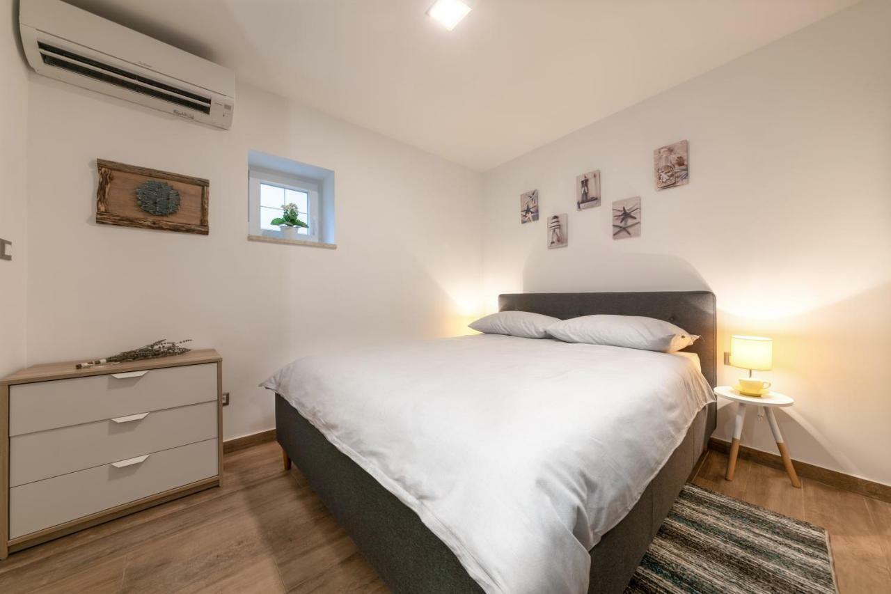 Mariva Downtown Studio Apartman Rovinj Kültér fotó